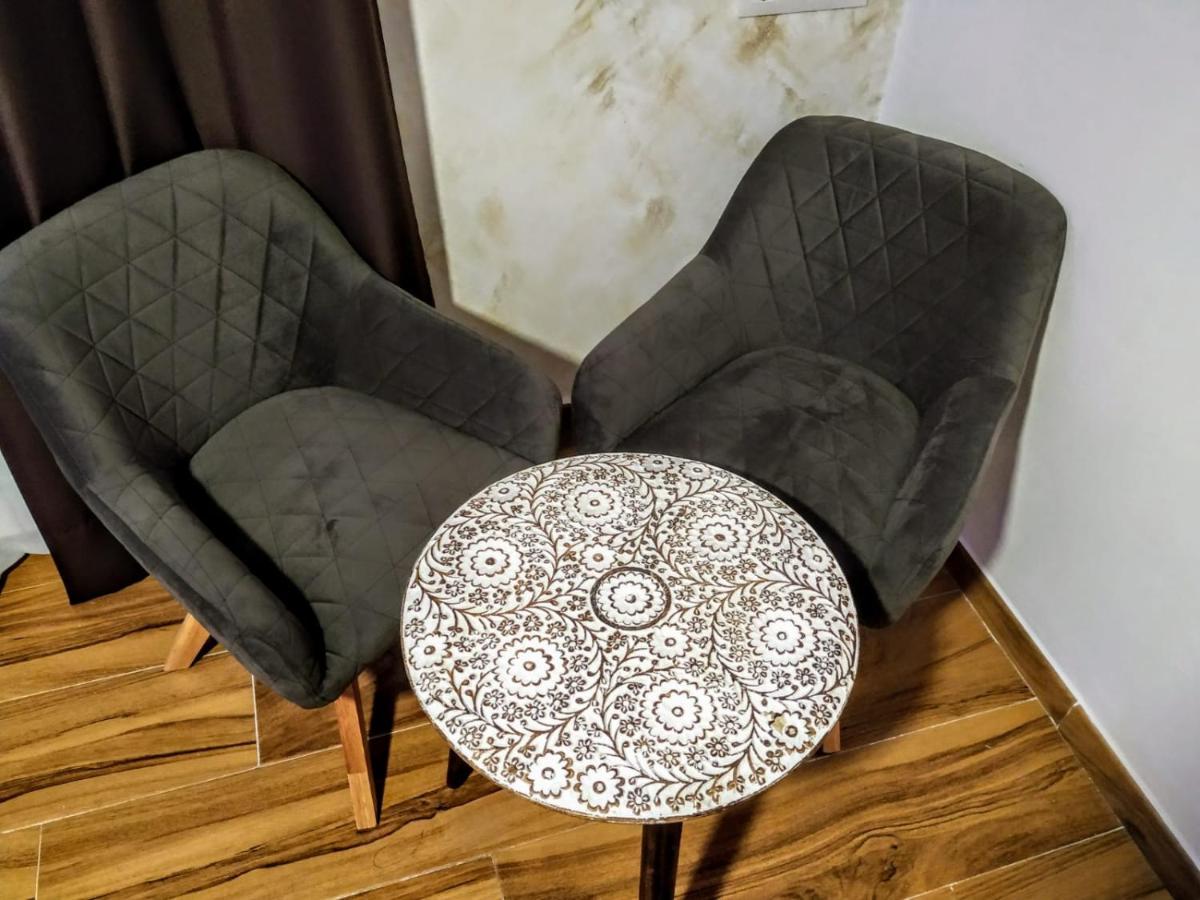 Hostal Restaurante La Mancha رويديرا المظهر الخارجي الصورة